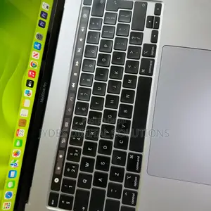Laptop Apple MacBook Pro 2019 32GB Intel Core i7 SSD 512GB