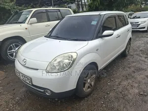 Mazda Verisa 2008 White