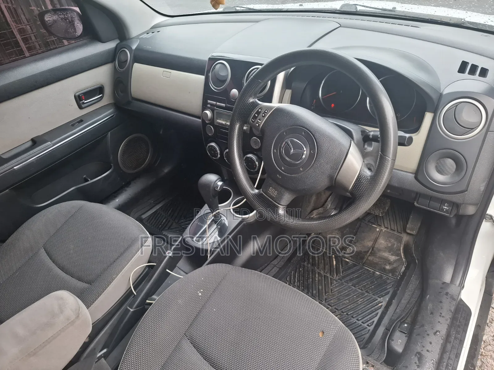 Mazda Verisa 2008 White