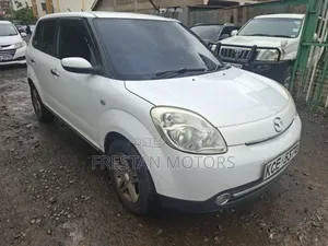 Mazda Verisa 2008 White