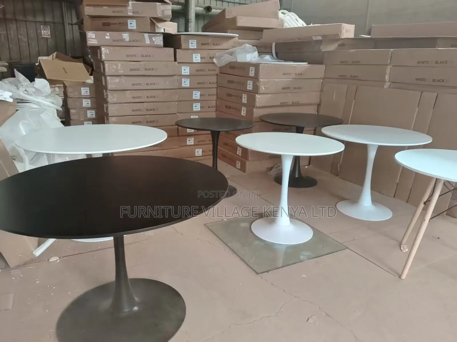White Round Marble Top Eames Dining Table