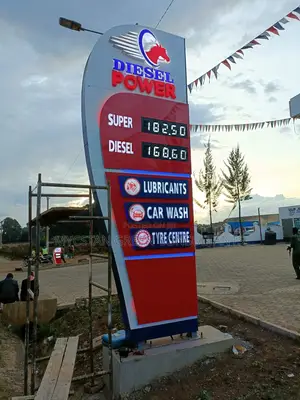 Roadside Pylon Signs for Advertising