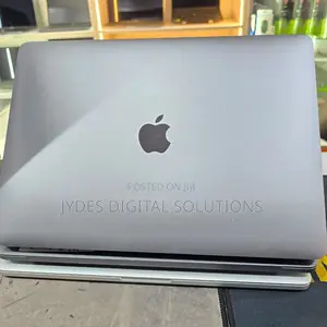 Laptop Apple MacBook Pro 2020 M1 8GB Intel Core i7 SSD 256GB