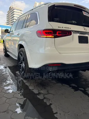Mercedes-Benz GLS-Class GLS 400d 2022 Pearl