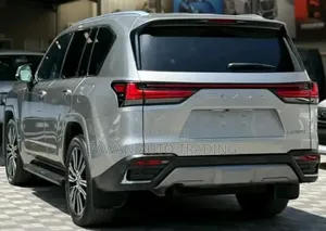 Lexus LX 500d 2022 Gray