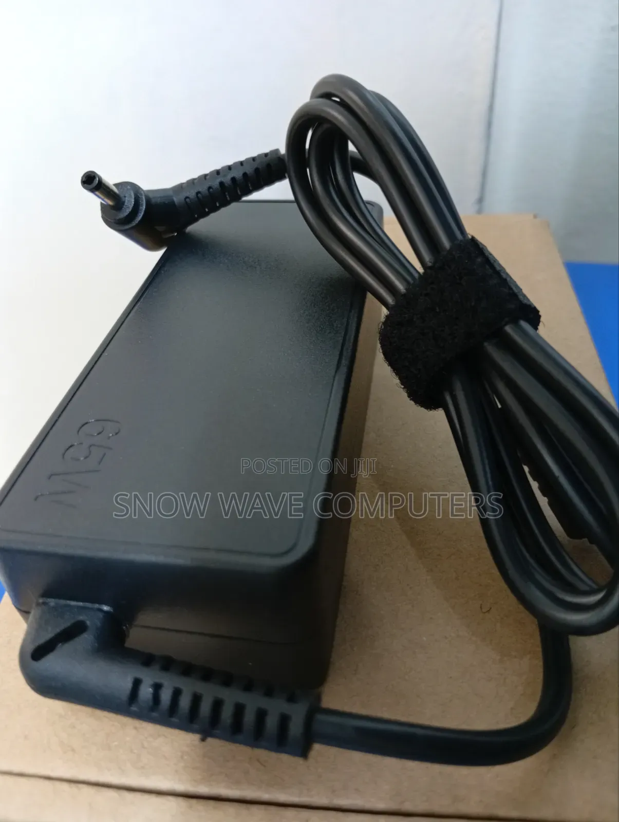 Quality Lenovo Small Pin Adapter 65w 20v