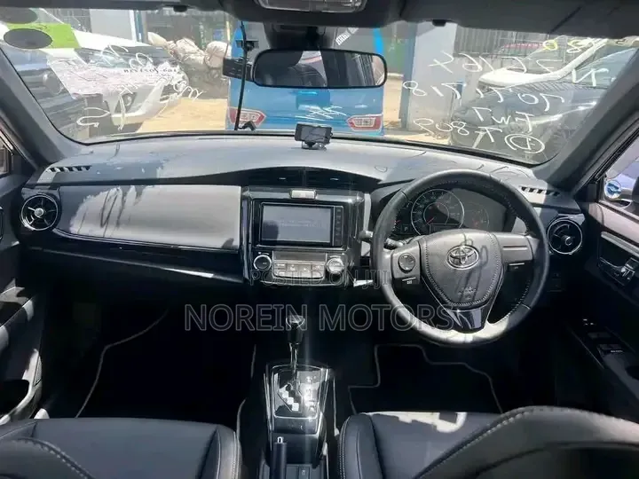 Toyota Corolla Fielder 2019 Blue