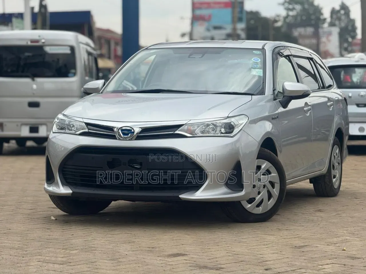 Toyota Corolla Fielder 2020 Silver