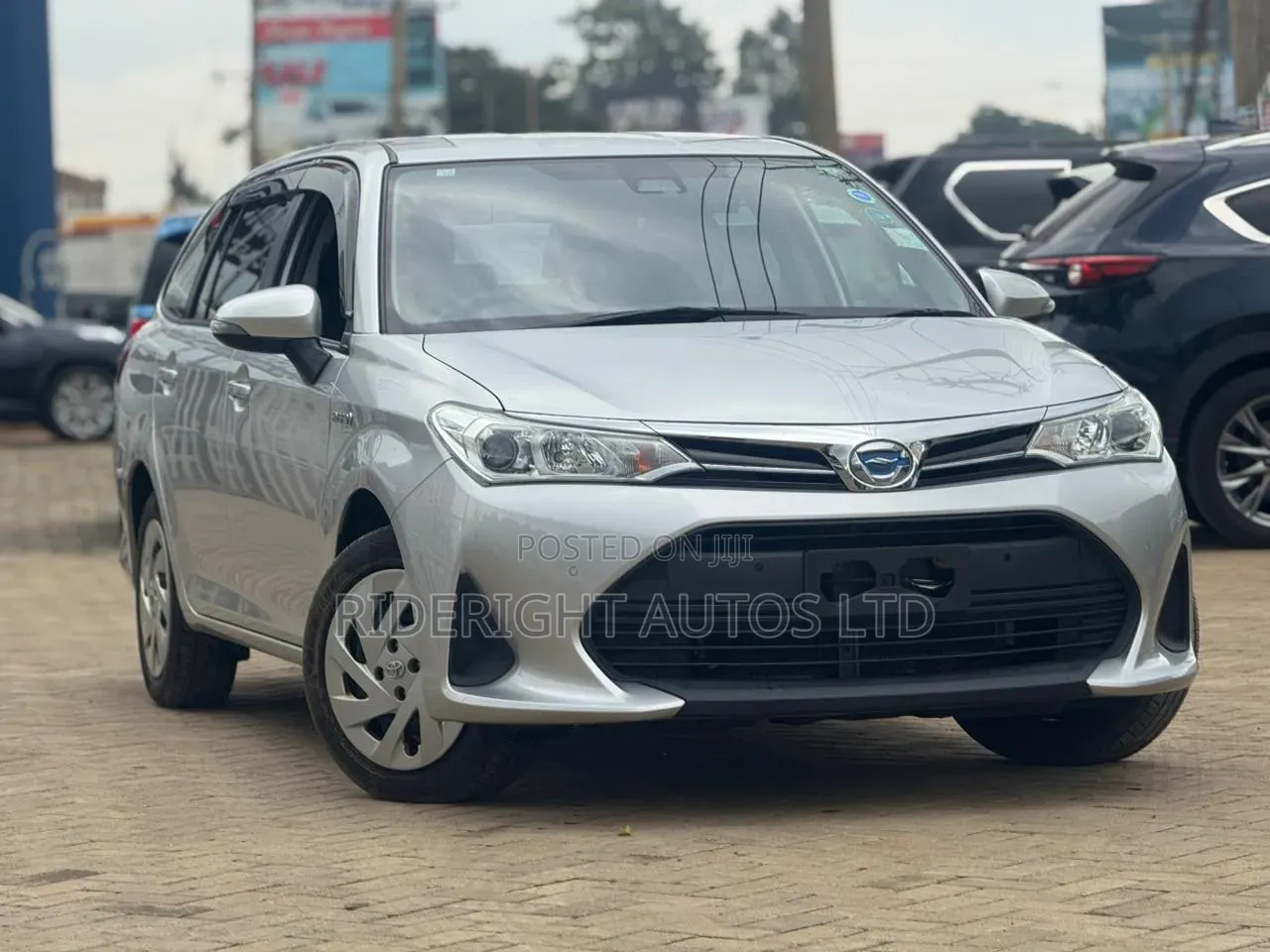 Toyota Corolla Fielder 2020 Silver