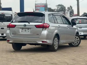 Toyota Corolla Fielder 2020 Silver