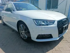 Audi A4 2018 White