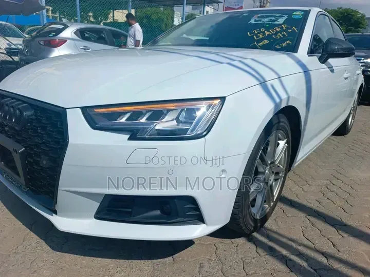 Audi A4 2018 White