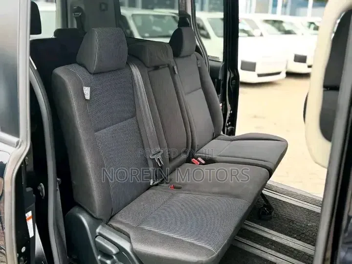 Toyota Voxy 2018 Black