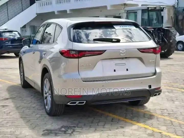 Mazda CX-60 2023 Silver