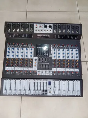 Hx 8 Powered Mixer