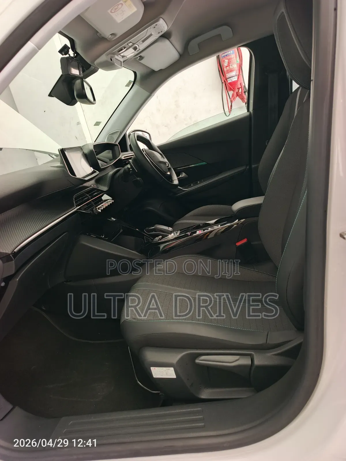 Peugeot 2008 2019 White