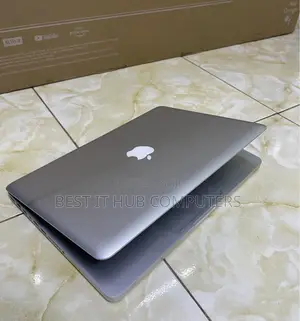 Laptop Apple MacBook Pro 2012 8GB Intel Core i5 SSD 256GB