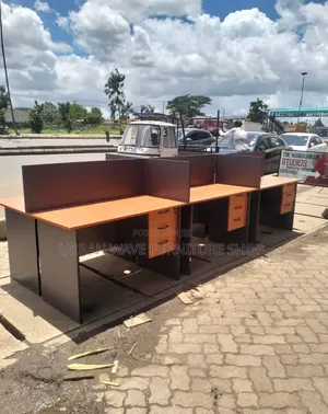 6 Way Working Desk