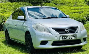 Nissan Latio 1.2 2013 Silver