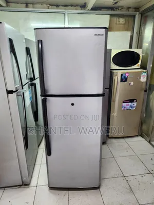 Samsung Rerefrigerator/300litres Silver