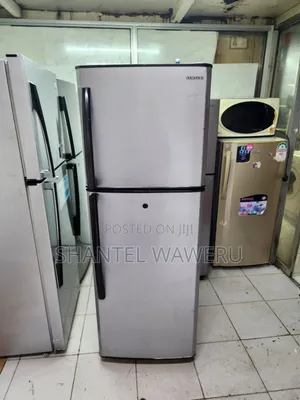Samsung Rerefrigerator/300litres Silver