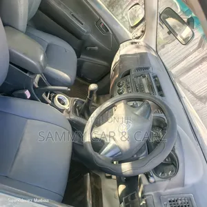 Toyota Hilux 2013 Silver