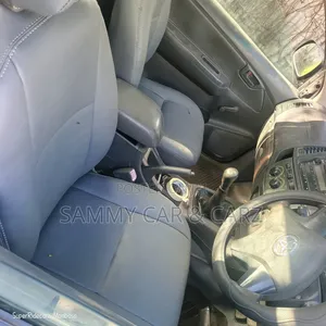 Toyota Hilux 2013 Silver