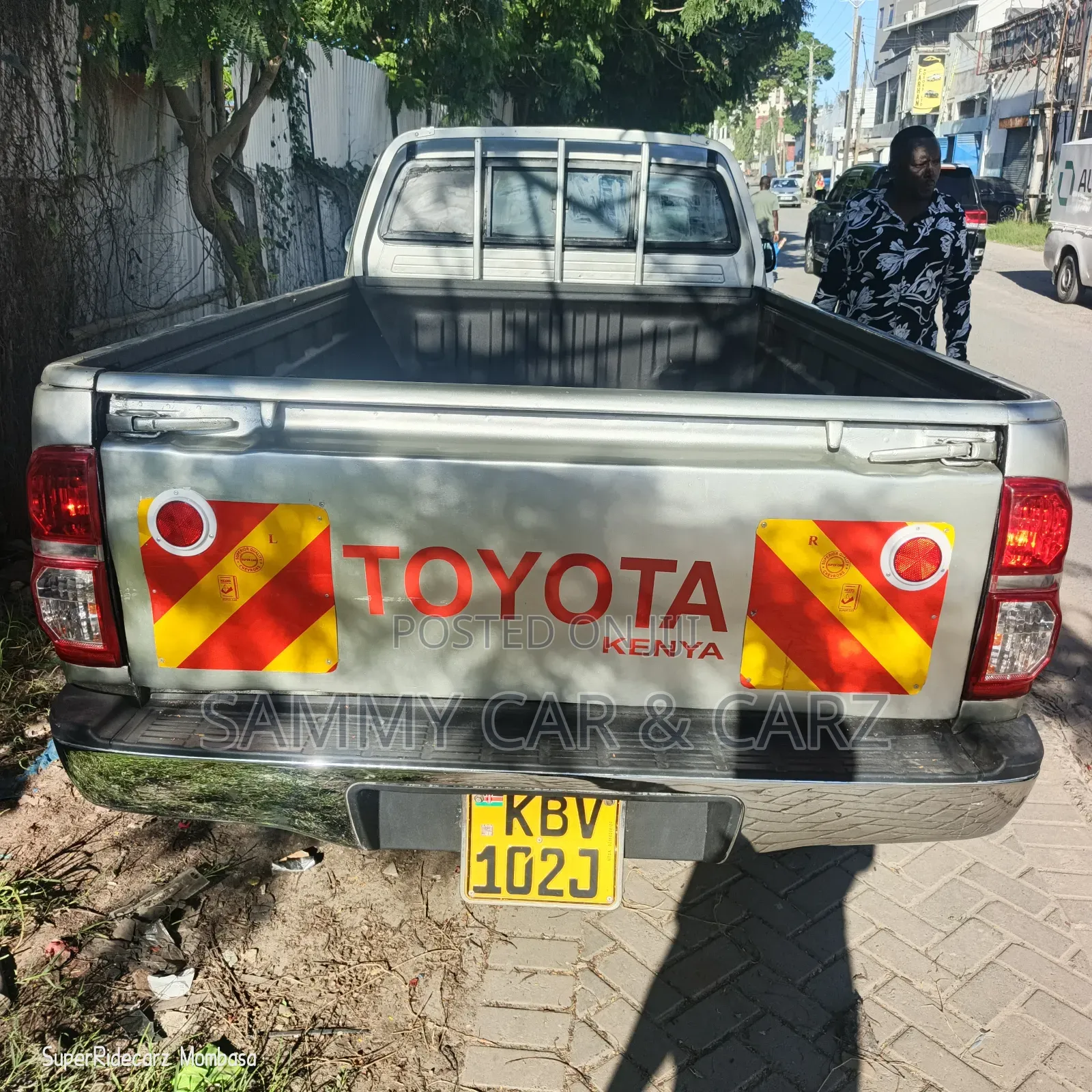 Toyota Hilux 2013 Silver