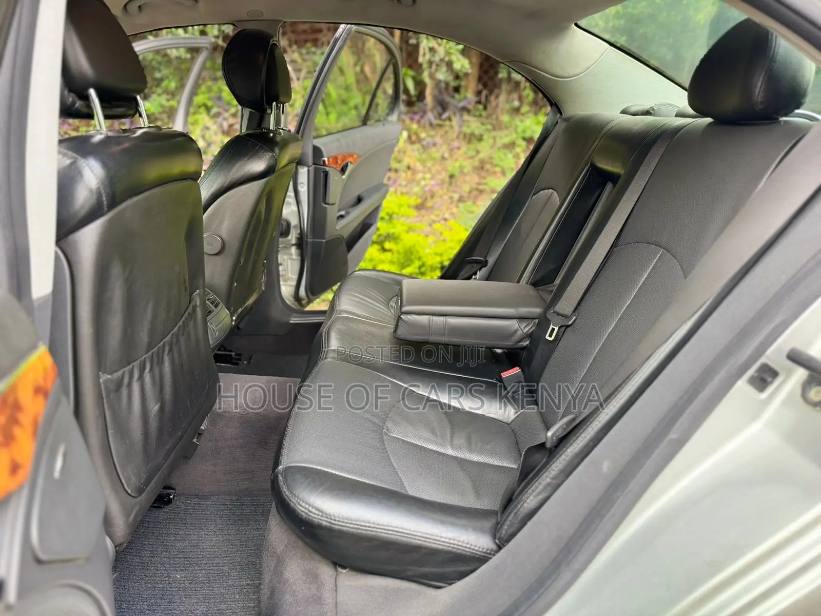 Mercedes-Benz E200 2006 Silver