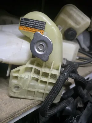 Coolant Reservoir Bottle Nissan Note