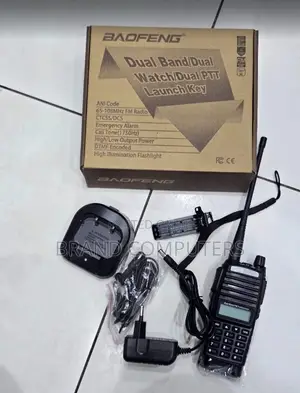 Baofeng Uv-82 Dual Band Handheld Walkie Talkie + Earphones and Charger