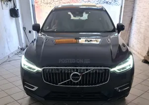Volvo XC60 2020 Blue