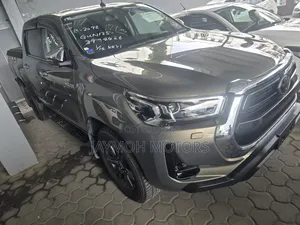 Toyota Hilux 2021 Brown