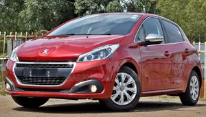 Peugeot 208 2019 Red