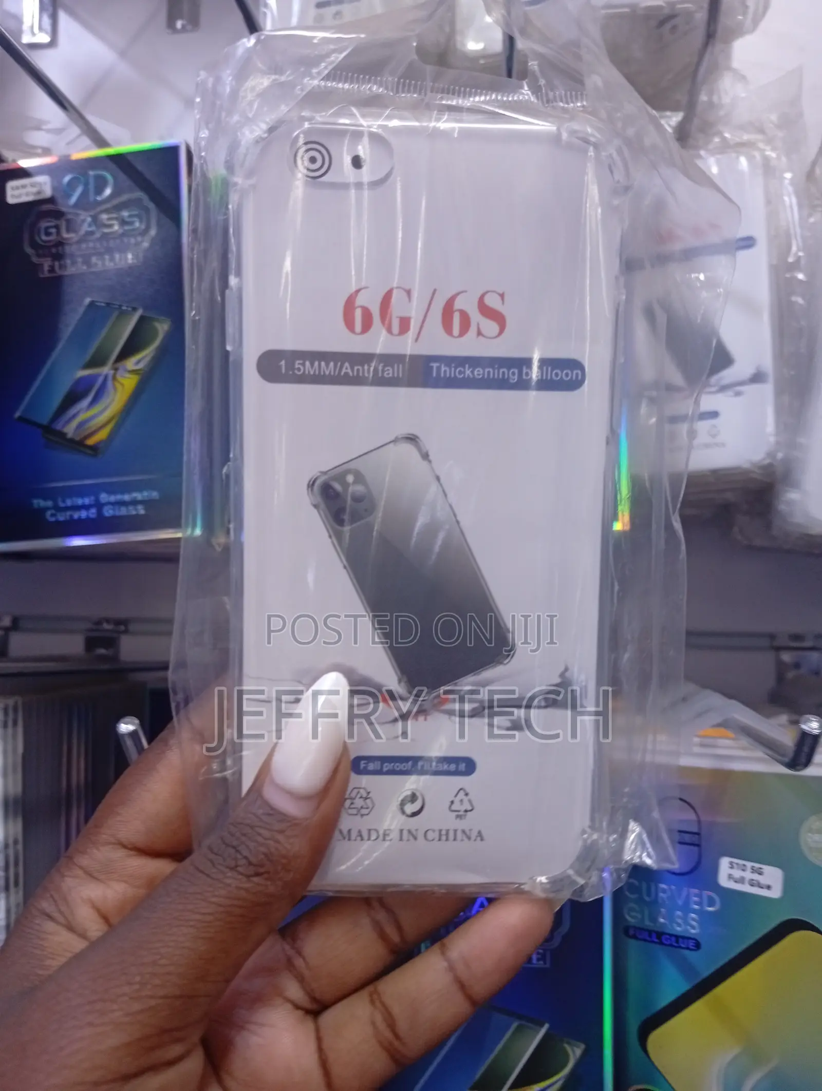 Raised Corners, Providing Protection for Apple iPhone 6