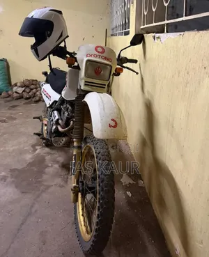 Honda 1990 White