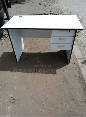 Reliable and Comfortable Office Desk