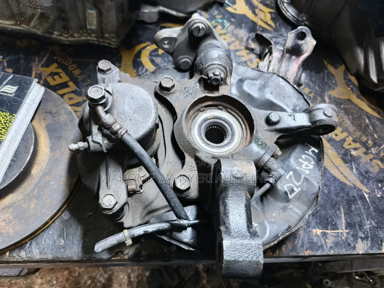 Hub Complete for Voxy,Noah Old Model