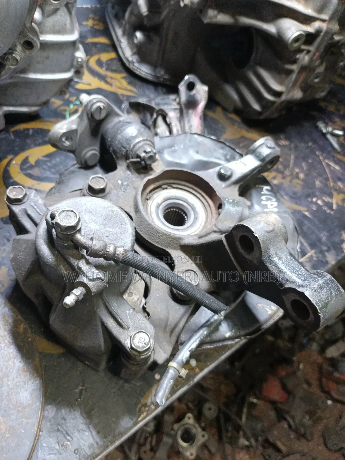 Hub Complete for Voxy,Noah Old Model