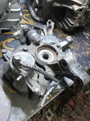 Hub Complete for Voxy,Noah Old Model