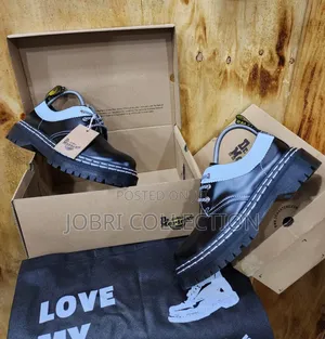 Dr. Martens Airwair Low-Cut Boots