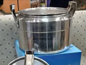 Guaranteed 11 L Pressure Cooker