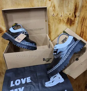 Dr Martens Airwair Low-Cut