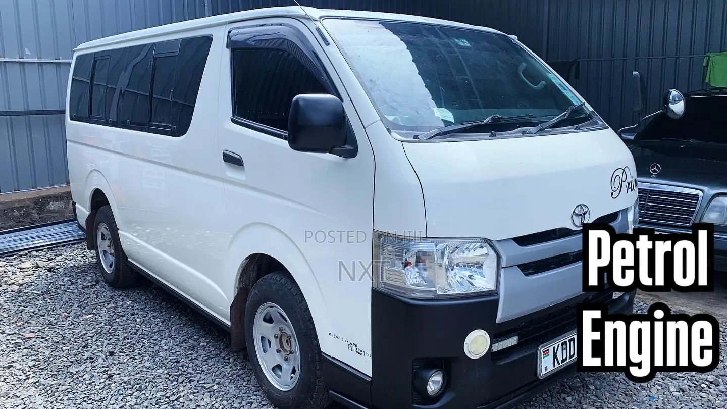 Toyota HiAce 2014 White