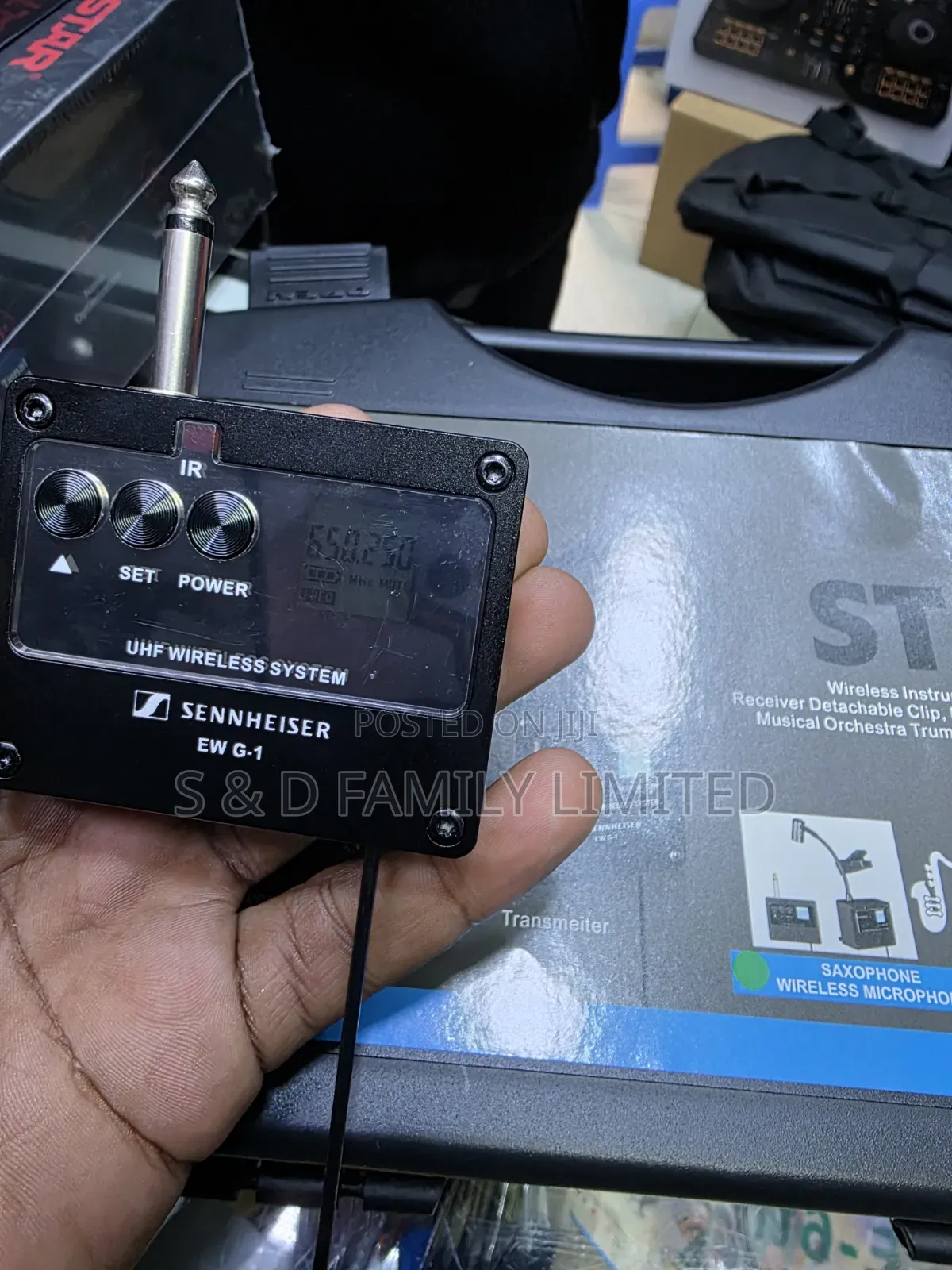 Sennheiser Wireless Saxophone Microphone
