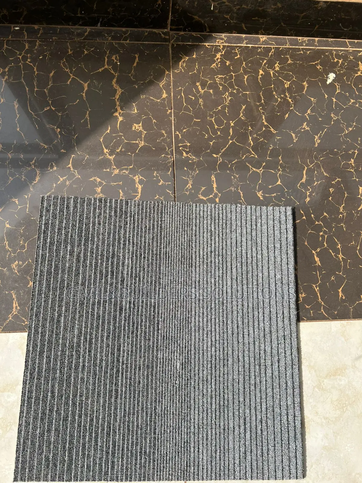 Plusg Pile Carpet Tile)