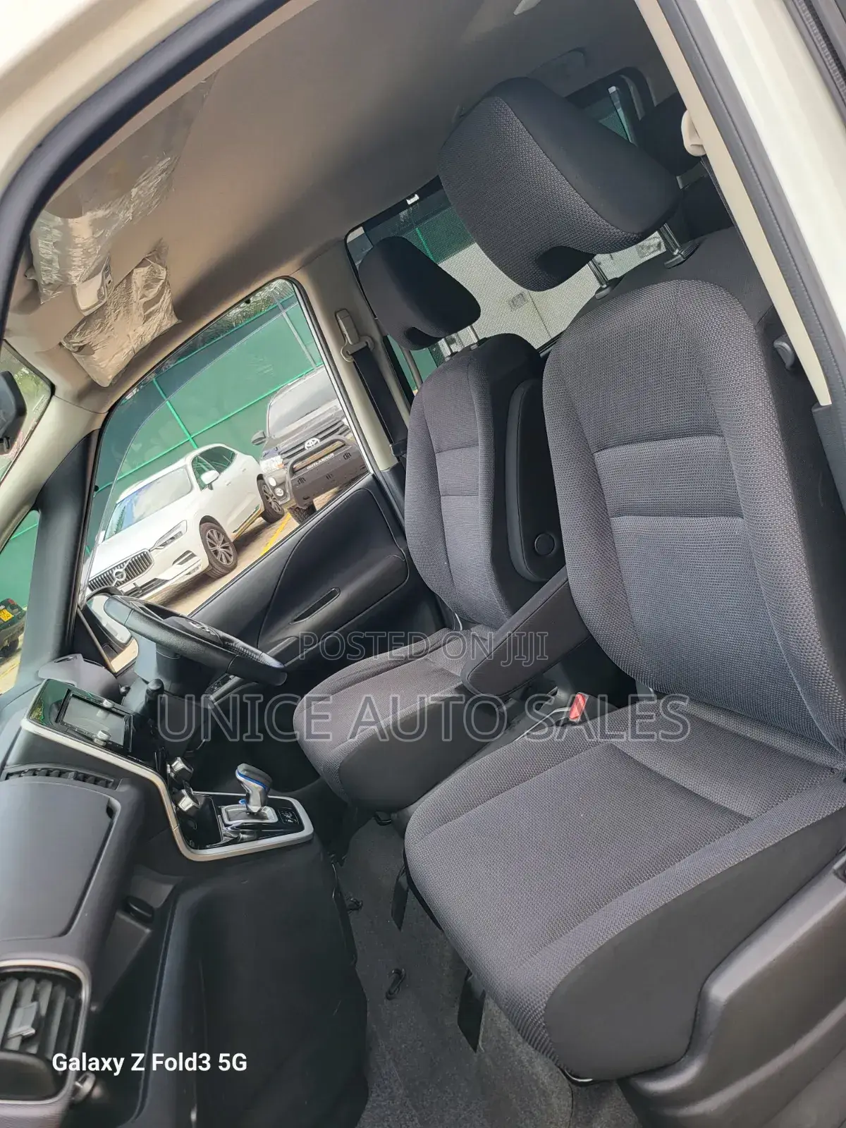 Nissan Serena 2019 White