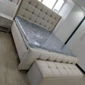 Cream Tufted Chester Bed