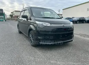 Toyota Spade 2019 Black