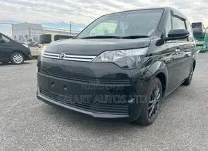 Toyota Spade 2019 Black